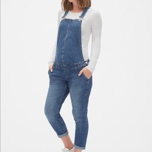 Maturity overalls (M) Gap denim jean
